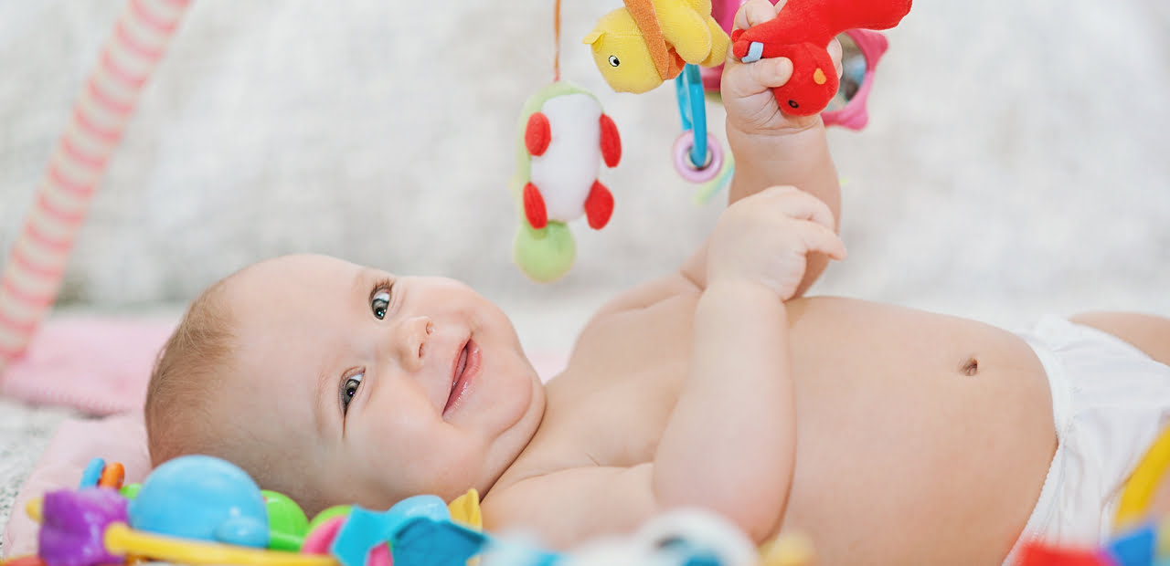 baby paa aktivitetstaeppe